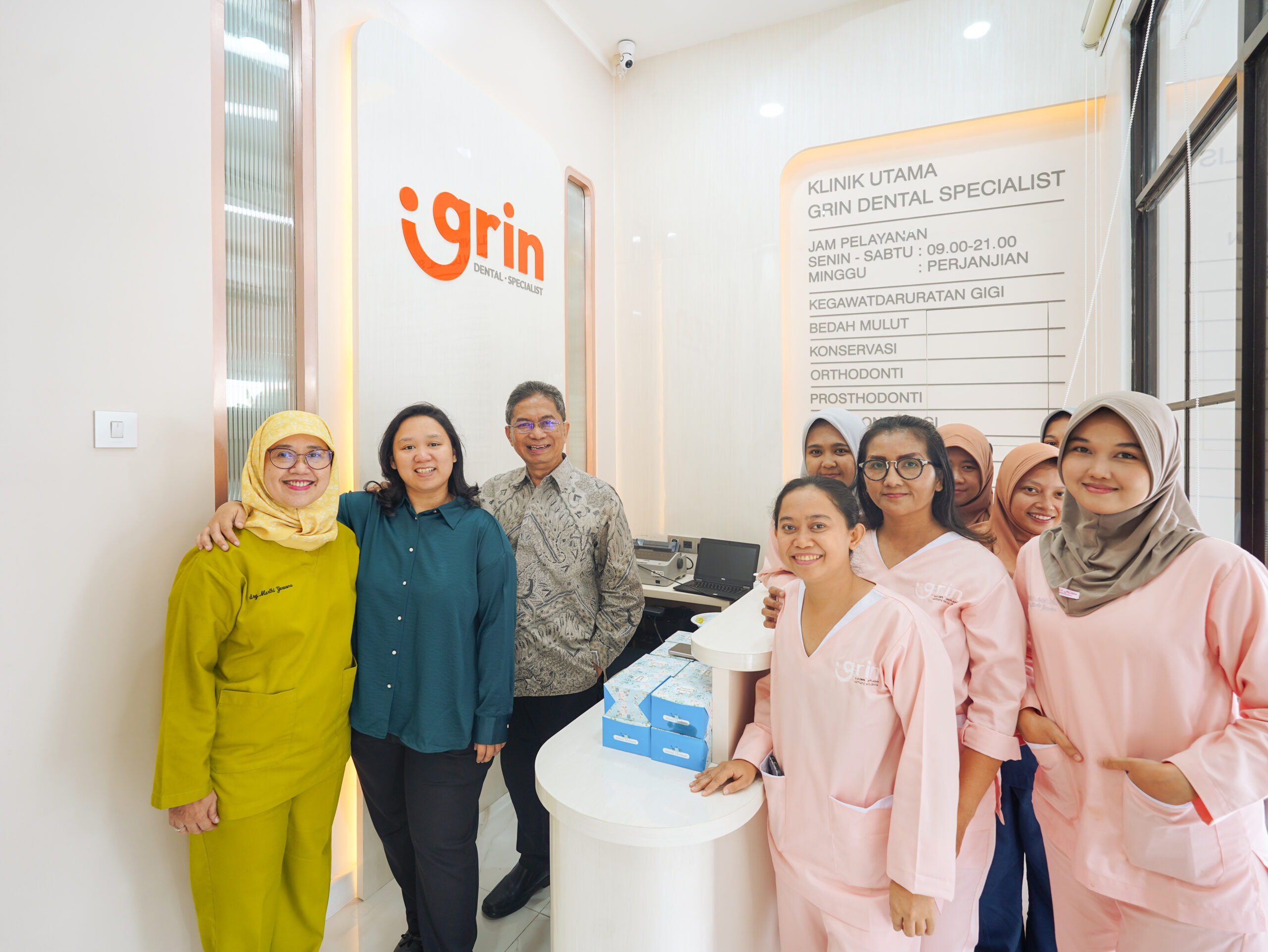GRIN DENTAL SPECIALIST TEAM